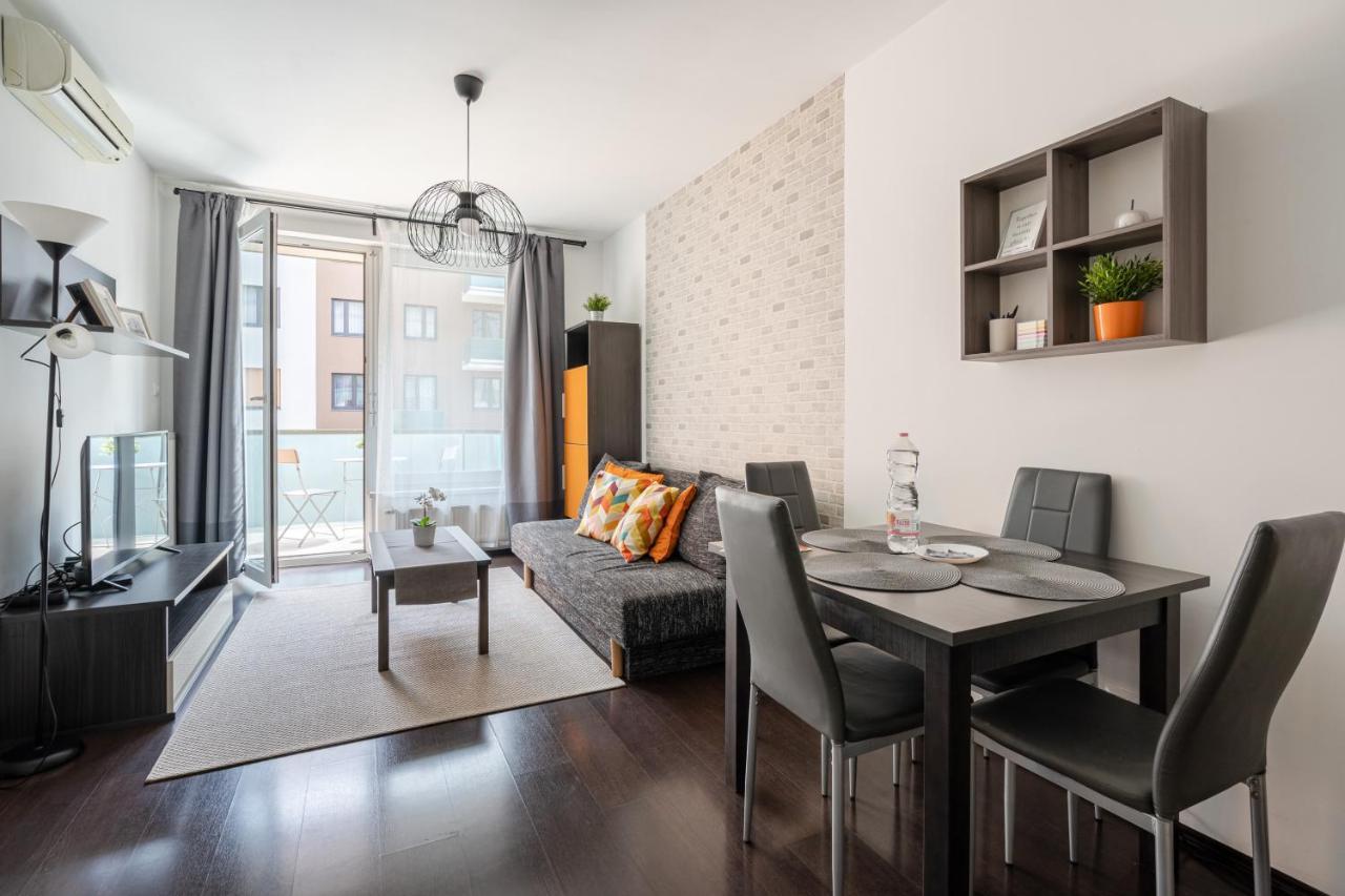 City Center Corvin Suite Apartment Budapest Eksteriør billede